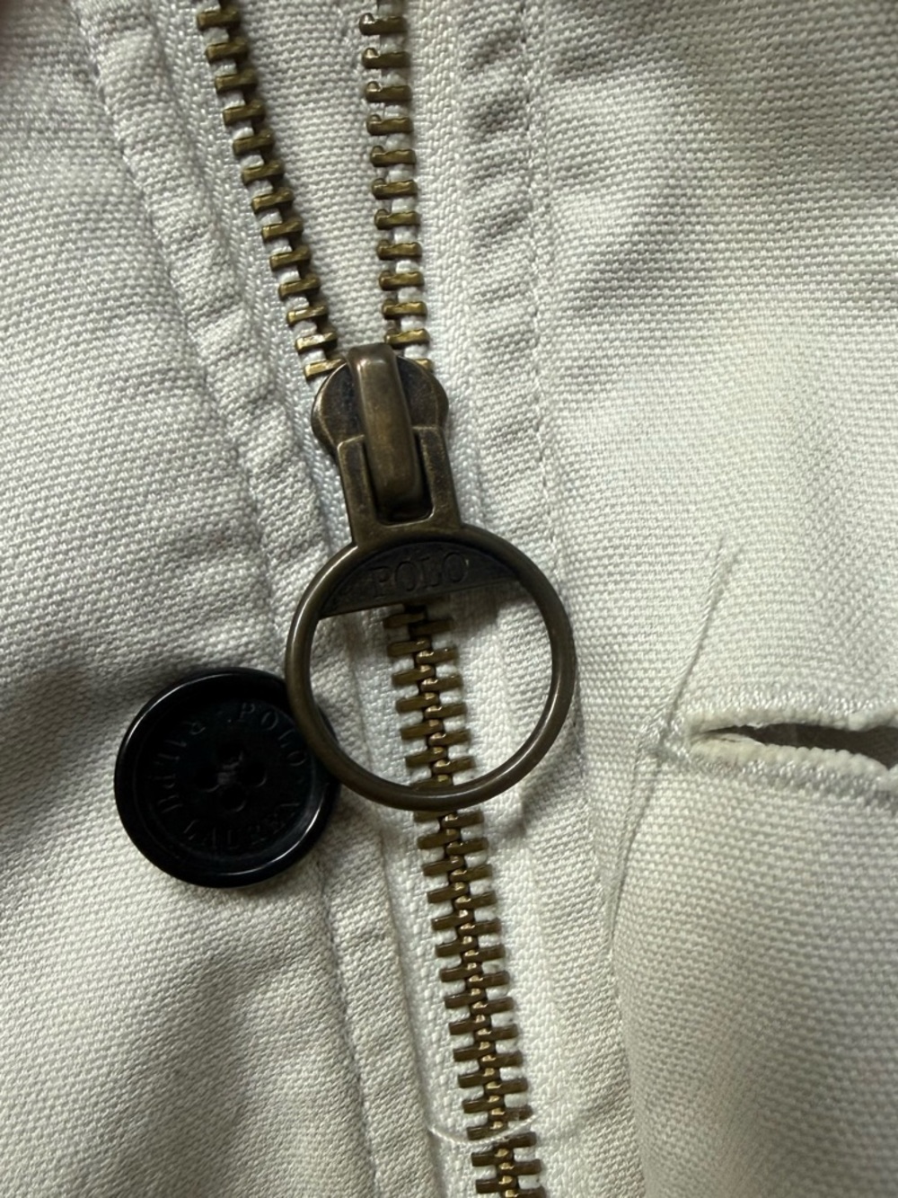 Polo Ralph Lauren trench coat, Front logo, single vent,Brass detailing,
Size - L - Picture 11 of 14
